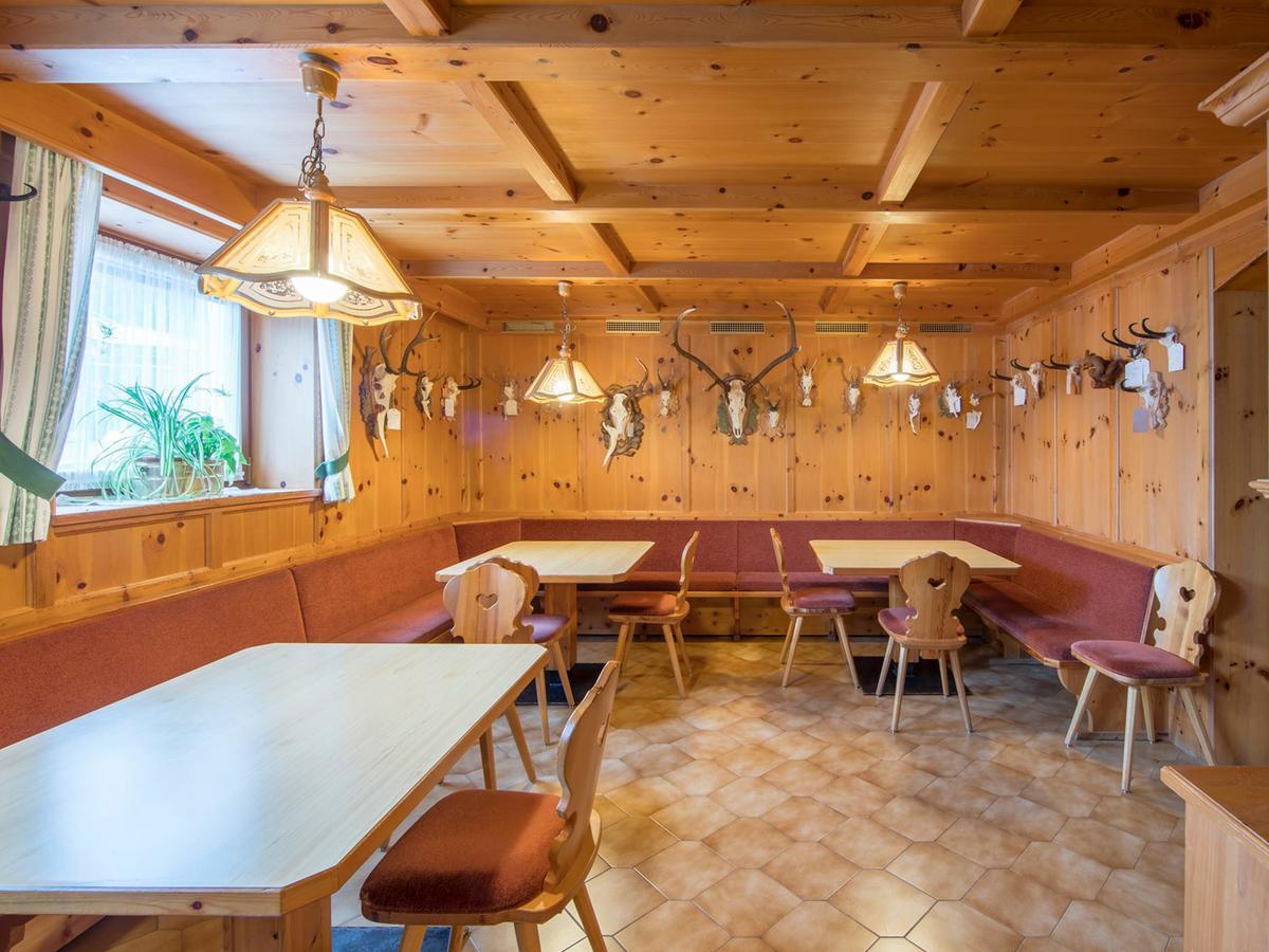 Hôtel Riposo Al Bosco-Waldruhe à San Vigilio Extérieur photo
